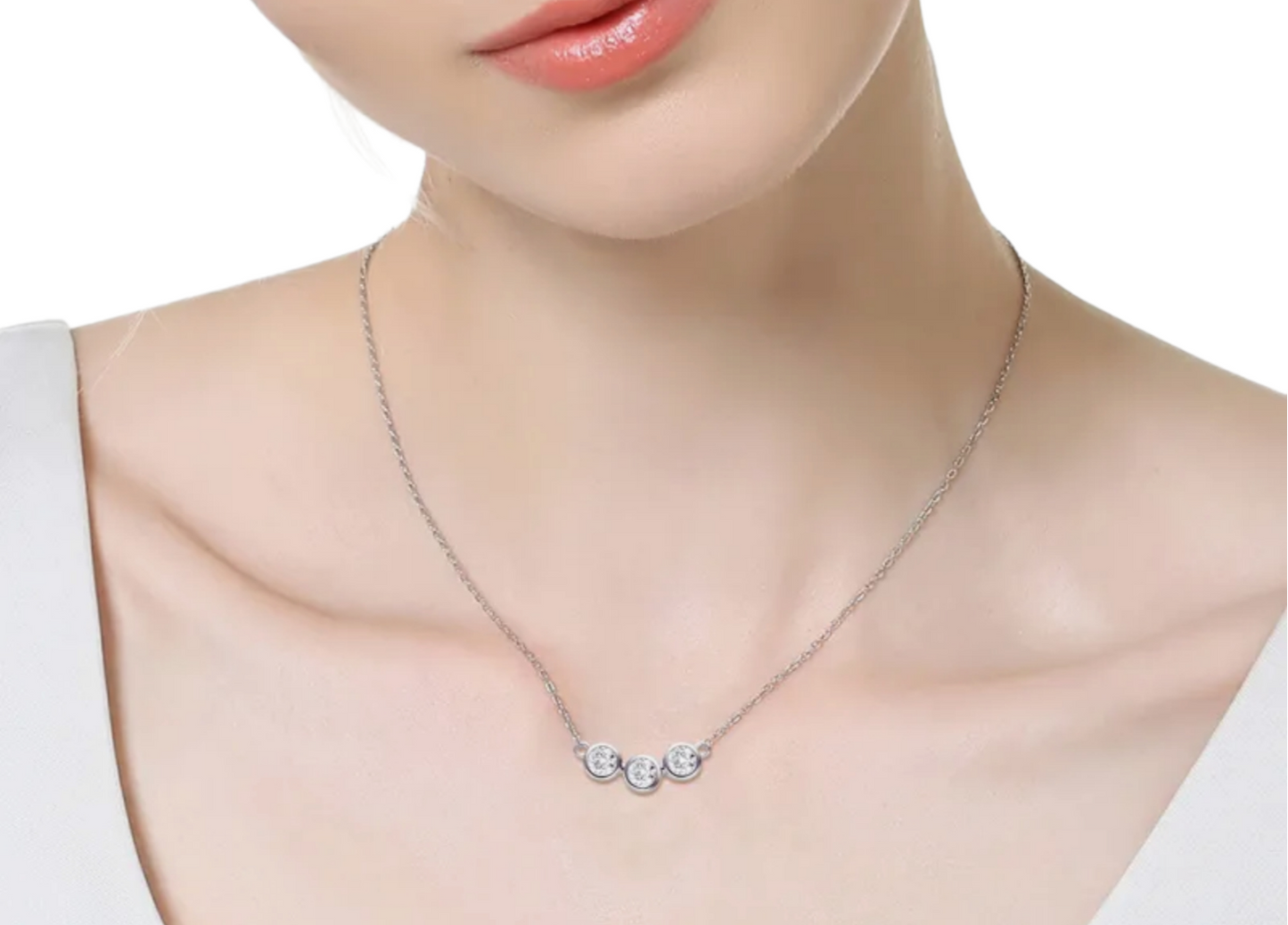 Collar trilogía de oro con 3 diamantes naturales de 0,30ct