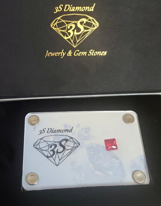 Rubí natural talla princesa 4,70 ct rojo paloma transparente