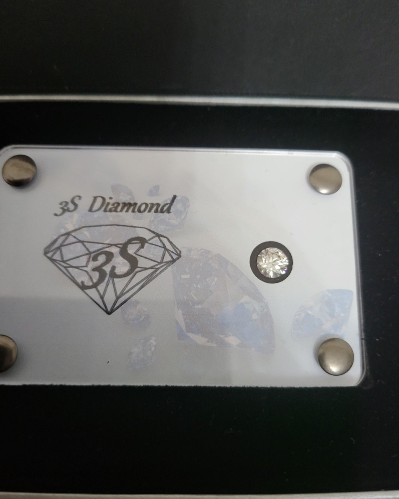 diamante naturale taglio brilliante 1,00 ct colore E VVS1