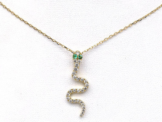 Collana con ciondolo in oro giallo 18k con diamanti naturali 0.35ct
